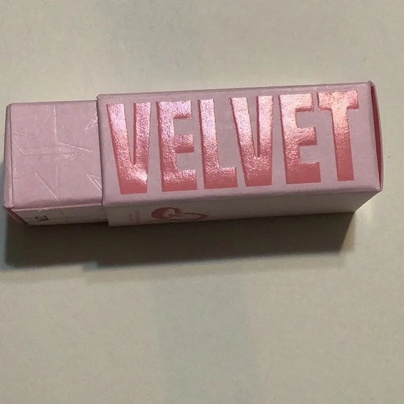 Jeffree Star Velvet Trap Lipstick - Unphazed - Picture 5 of 6
